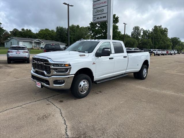 2026 RAM Ram 3500 RAM 3500 TRADESMAN CREW CAB 4X4 8 BOX 2026 RAM Ram 3500 RAM 3500 TRADESMAN CREW CAB 4X4 8 BOX