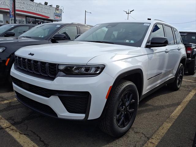 2026 Jeep Grand Cherokee GRAND CHEROKEE LAREDO ALTITUDE 4X4