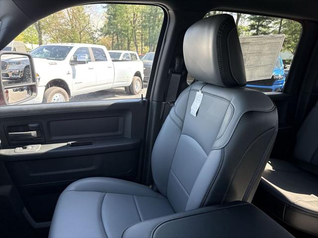 2026 Ram 3500 Tradesman Crew Cab 4x4 8' Box