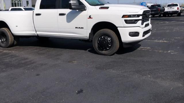 2026 Ram 3500 Big Horn Crew Cab 4x4 8' Box