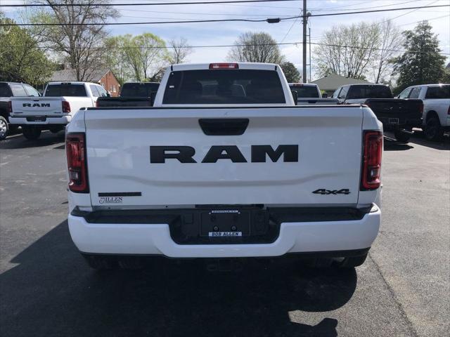 2026 Ram 3500 Big Horn Crew Cab 4x4 8' Box