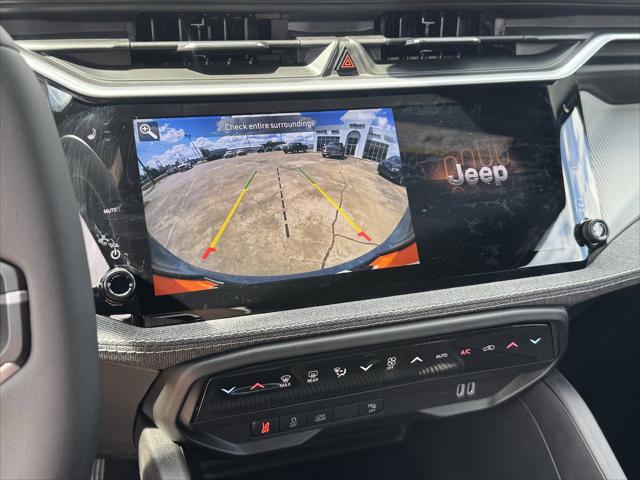 2026 Jeep Cherokee Laredo 4x4