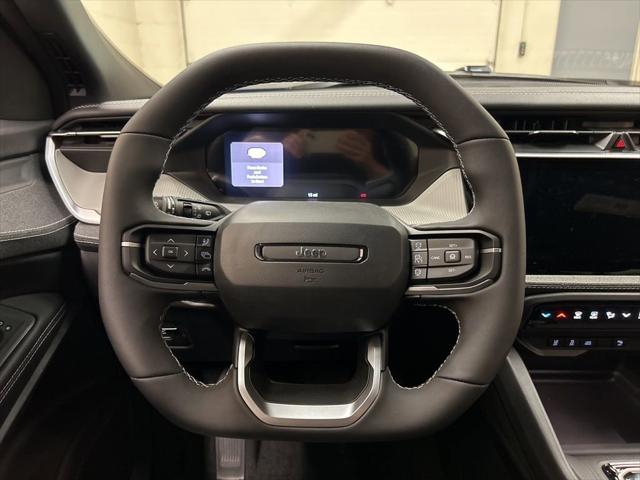 2026 Jeep Cherokee Laredo 4x4