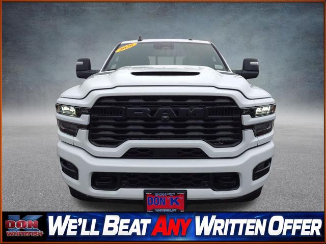 2026 RAM Ram 2500 RAM 2500 BLACK EXPRESS CREW CAB 4X4 8 BOX