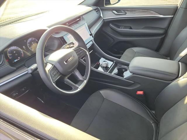 2026 Jeep Grand Cherokee Altitude 4x2