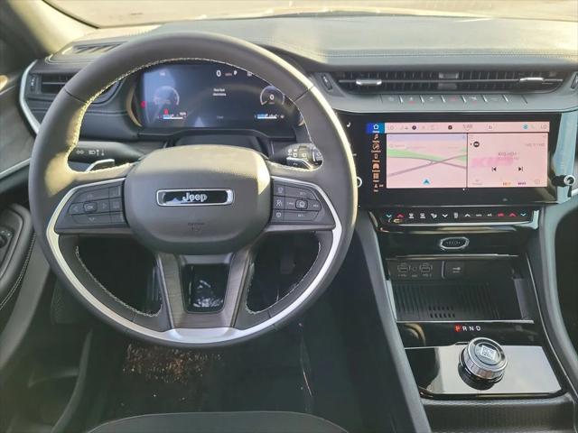 2026 Jeep Grand Cherokee Altitude 4x2