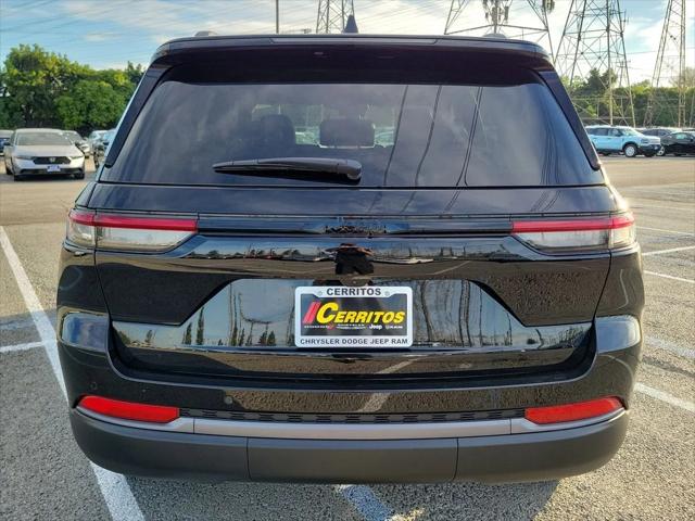 2026 Jeep Grand Cherokee Altitude 4x2