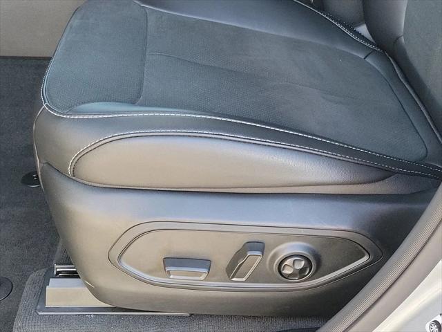 2026 Jeep Grand Cherokee Altitude 4x2