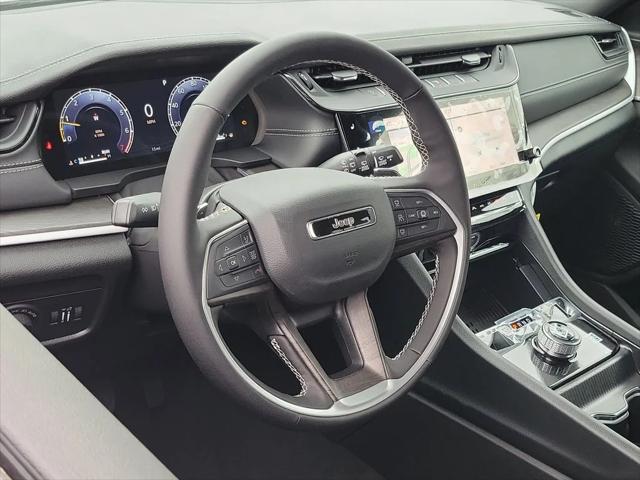2026 Jeep Grand Cherokee Altitude 4x2