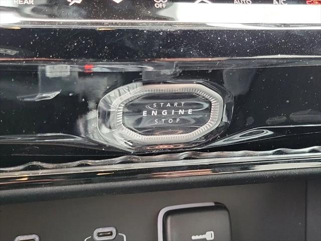 2026 Jeep Grand Cherokee Altitude 4x2