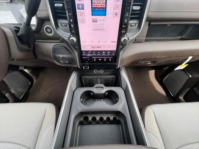 2026 RAM Ram 3500 RAM 3500 LARAMIE CREW CAB 4X4 8 BOX