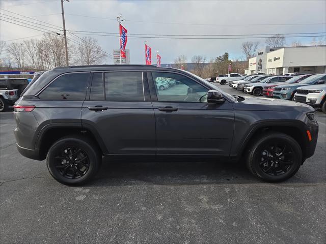 2026 Jeep Grand Cherokee GRAND CHEROKEE LAREDO ALTITUDE 4X4