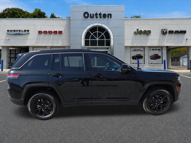 2026 Jeep Grand Cherokee GRAND CHEROKEE LAREDO ALTITUDE 4X4 2026 Jeep Grand Cherokee GRAND CHEROKEE LAREDO ALTITUDE 4X4