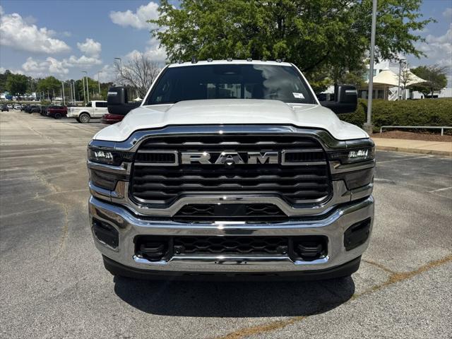 2026 RAM Ram 3500 RAM 3500 TRADESMAN CREW CAB 4X4 8 BOX