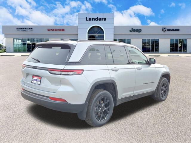 2026 Jeep Grand Cherokee GRAND CHEROKEE LAREDO ALTITUDE 4X2