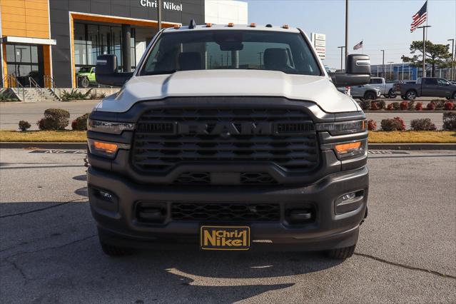 2026 RAM Ram 3500 Chassis Cab RAM 3500 TRADESMAN CHASSIS REGULAR CAB 4X4 60 CA