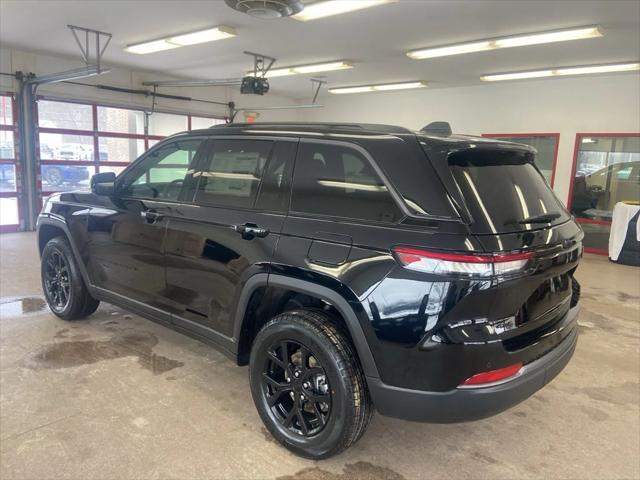 2026 Jeep Grand Cherokee Altitude 4x4