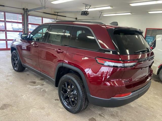 2026 Jeep Grand Cherokee Altitude 4x4