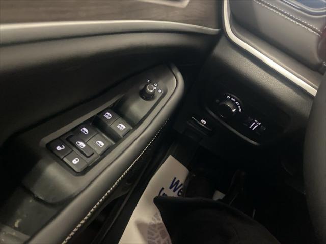 2026 Jeep Grand Cherokee Altitude 4x4