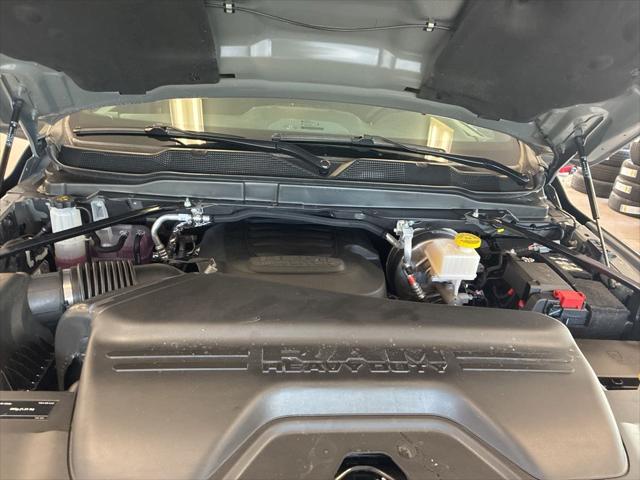 2026 Ram 2500 Black Express Crew Cab 4x4 8" Box