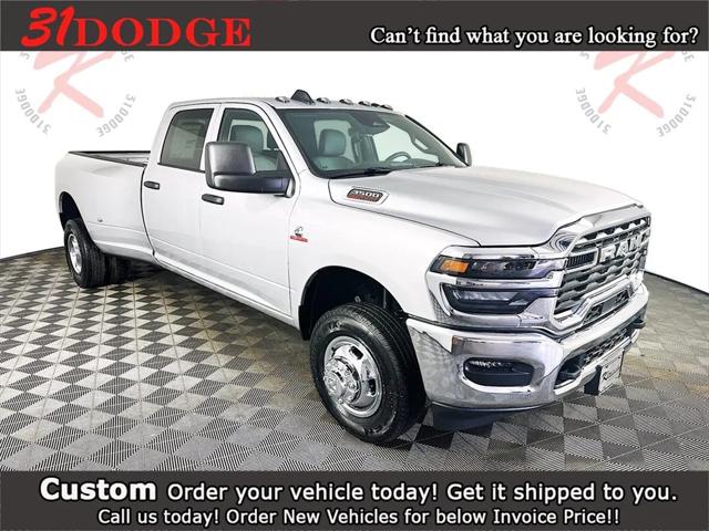 2026 RAM Ram 3500 RAM 3500 TRADESMAN CREW CAB 4X4 8 BOX