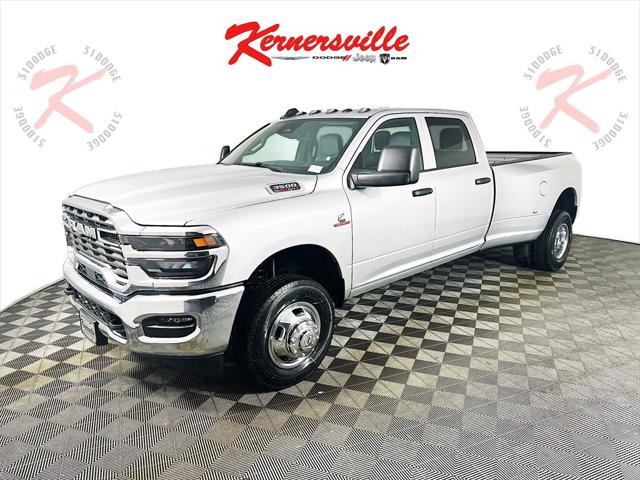 2026 RAM Ram 3500 RAM 3500 TRADESMAN CREW CAB 4X4 8 BOX