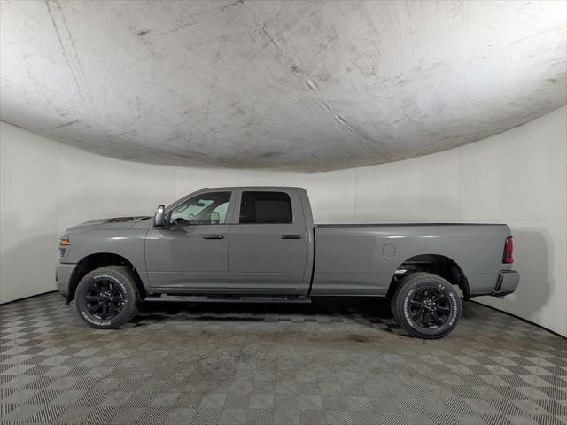 2026 RAM Ram 2500 RAM 2500 BLACK EXPRESS CREW CAB 4X4 8 BOX