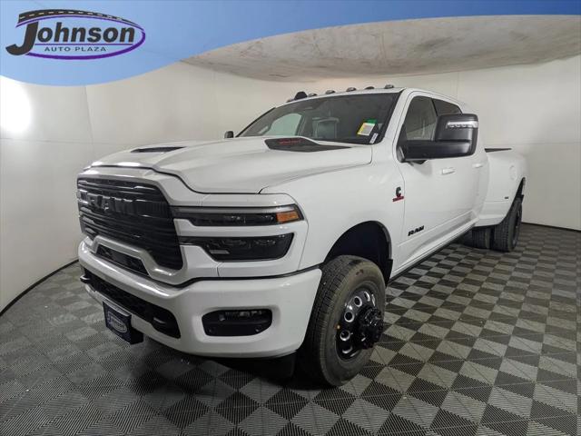 2026 RAM Ram 3500 RAM 3500 LARAMIE MEGA CAB 4X4 64 BOX