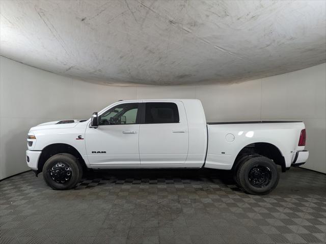 2026 RAM Ram 3500 RAM 3500 LARAMIE MEGA CAB 4X4 64 BOX