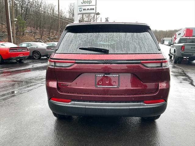 2026 Jeep Grand Cherokee Altitude 4x4