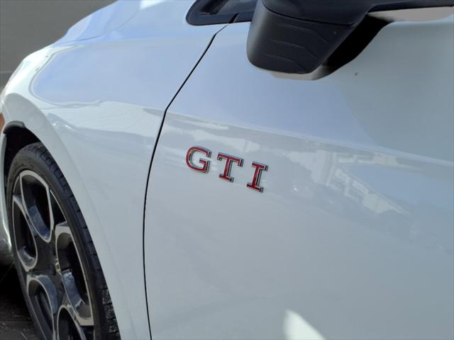2026 Volkswagen Golf GTI Autobahn