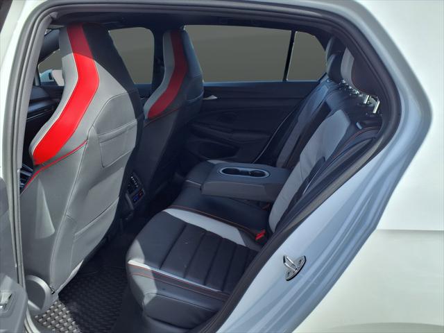 2026 Volkswagen Golf GTI Autobahn