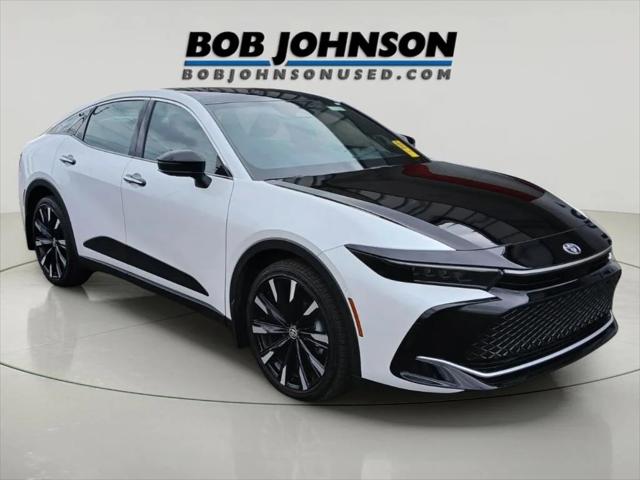 2025 Toyota Crown Platinum