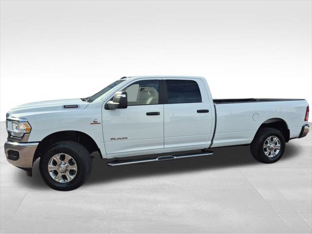 2024 RAM 3500 Big Horn Crew Cab 4x4 8 Box