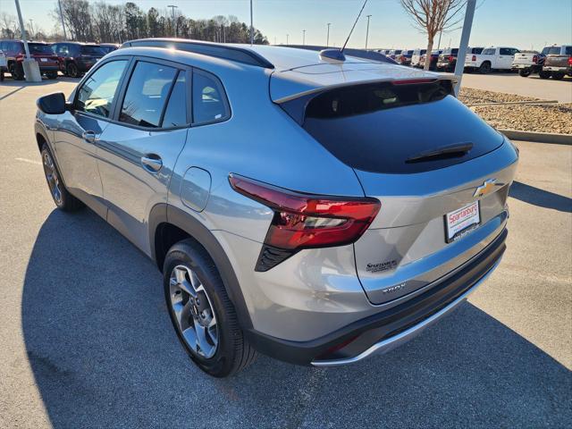 2025 Chevrolet Trax FWD LT