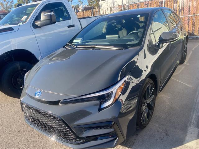 2025 Toyota Corolla Hybrid SE