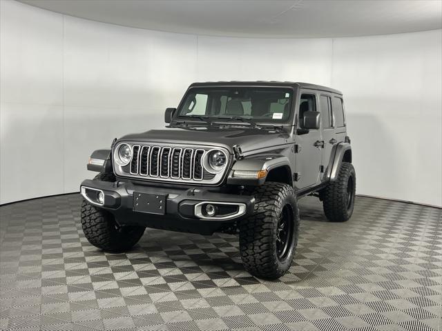 2025 Jeep Wrangler 4-Door Sahara 4x4