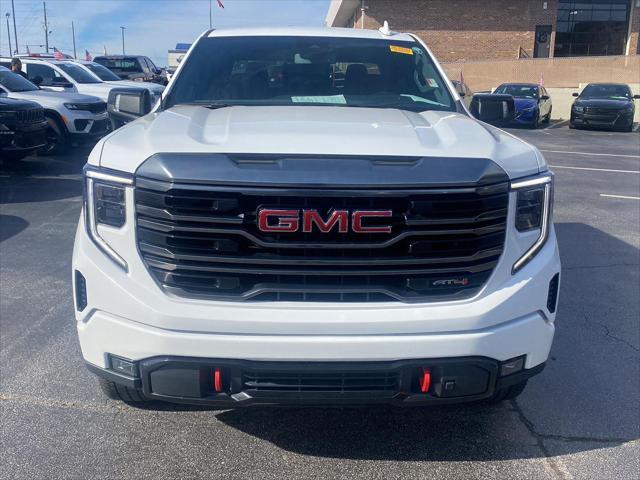 2022 GMC Sierra 1500 4WD Crew Cab Short Box AT4