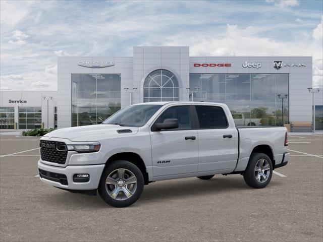 2026 RAM Ram 1500 RAM 1500 EXPRESS CREW CAB 4X4 57 BOX