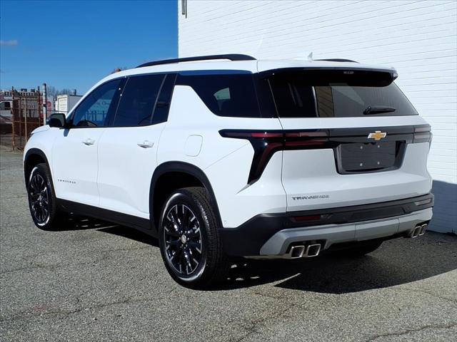 2026 Chevrolet Traverse FWD LT