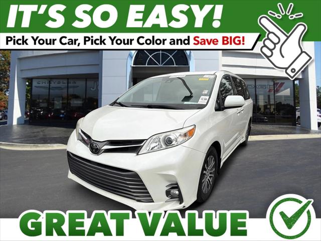 2020 Toyota Sienna XLE