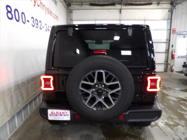 2024 Jeep Wrangler 4-Door Sahara 4x4