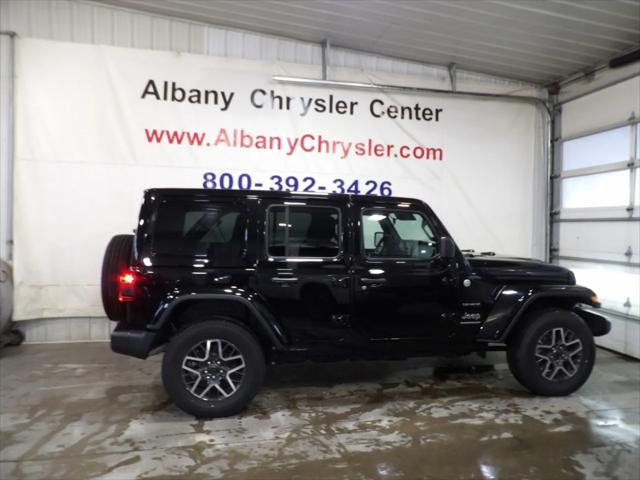 2024 Jeep Wrangler 4-Door Sahara 4x4