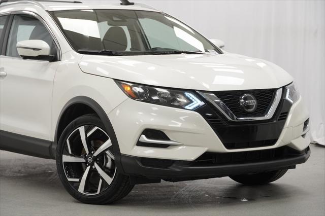 2022 Nissan Rogue Sport SL FWD Xtronic CVT