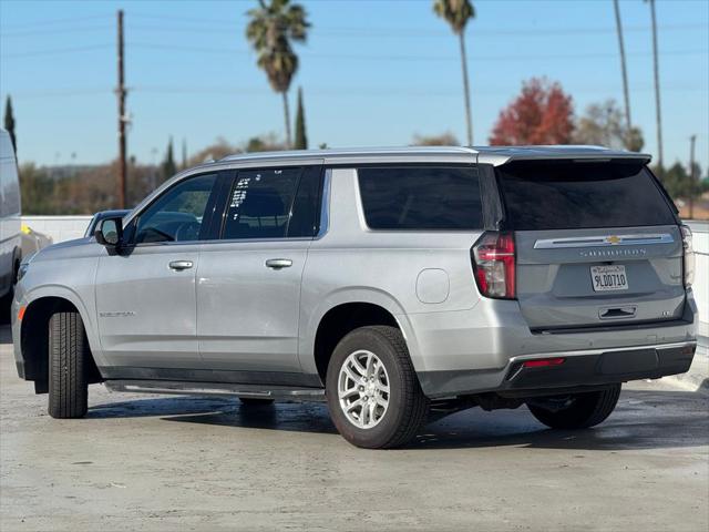 2024 Chevrolet Suburban 4WD LT