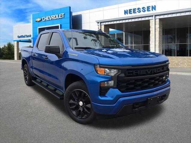 2023 Chevrolet Silverado 1500 2WD Crew Cab Short Bed Custom