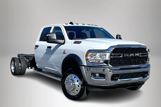 2024 RAM 5500 Chassis Tradesman/SLT/Laramie/Limited