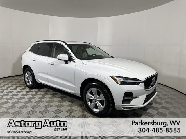 2022 Volvo XC60 B5 Momentum
