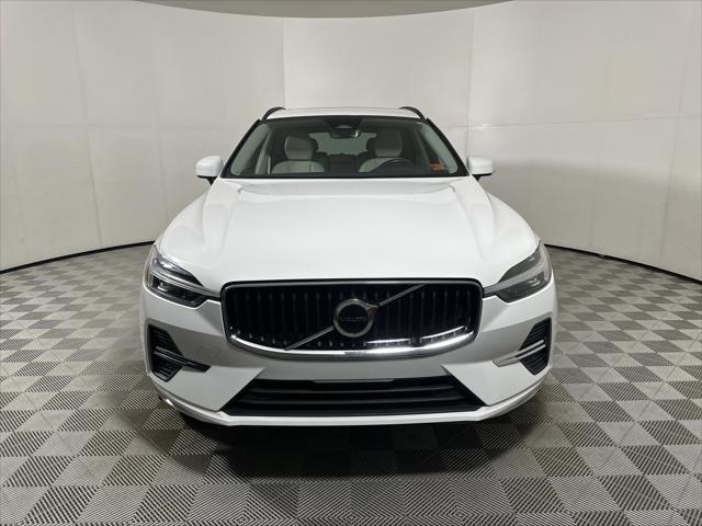 2022 Volvo XC60 B5 Momentum 2022 Volvo XC60 B5 Momentum