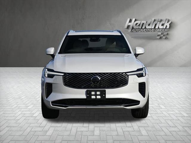 2025 Volvo XC90 B6 Plus 7-Seater